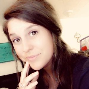 Meet your Posher, Jillian